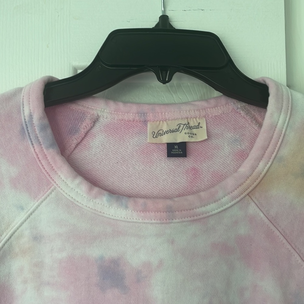 Tie-Dye Sweater - Picture 2 of 9
